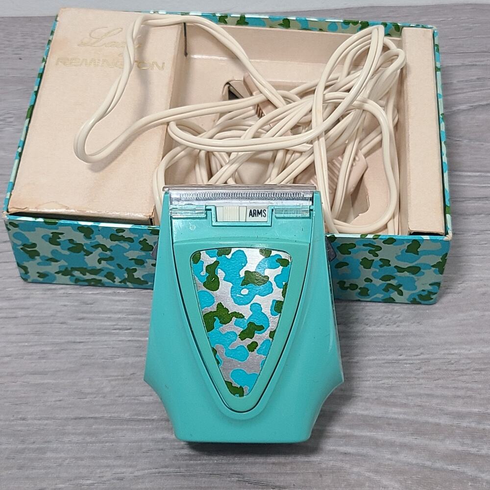 Vintage Lady Remington Electric Shaver Razor in Box Model CL-30B Teal Works